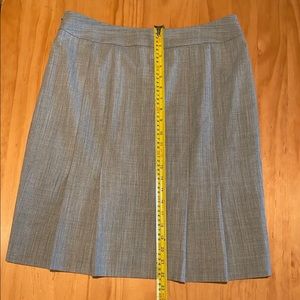 White house black market gray skirt.